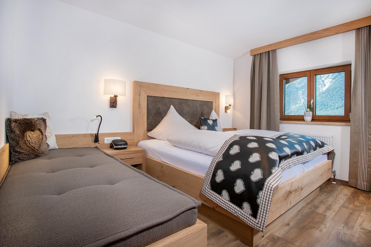 Alpenherz Ferienwohnungen Pertisau Exterior foto